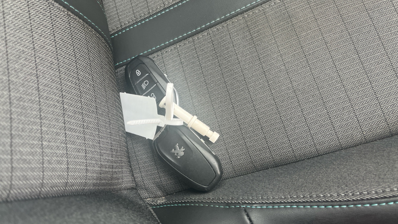 Peugeot 2008 1.2 PureTech 130 Allure Premium 5dr EAT8 Petrol Estate